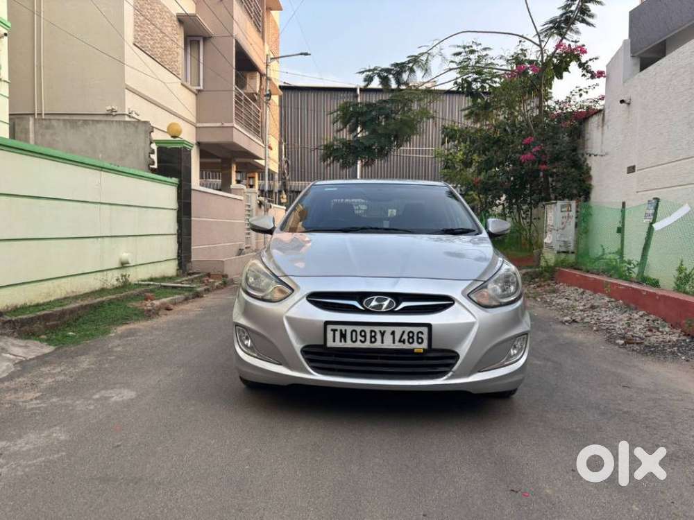 Hyundai Verna Crdi Vgt Sx 1.5, 2014, Petrol
