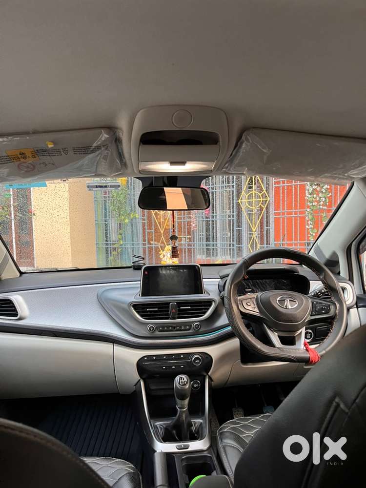 Tata Altroz Petrol 2021