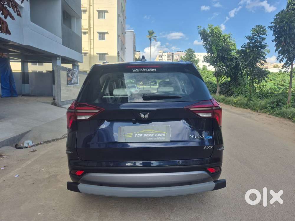 Mahindra Xuv700 2.0 Ax 7 Petrol Mt Str, 2024, Petrol