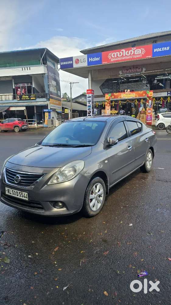Nissan Sunny 2012 Diesel Full Option Xv