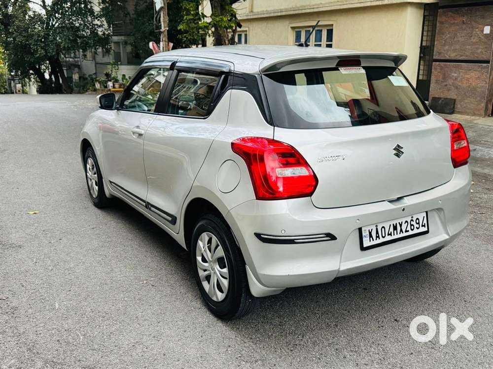Maruti Suzuki Swift Vxi + Manual, 2020, Petrol