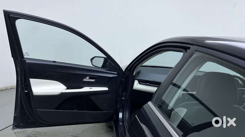Hyundai Verna Sx 1.5 Petrol Ivt, 2023, Petrol