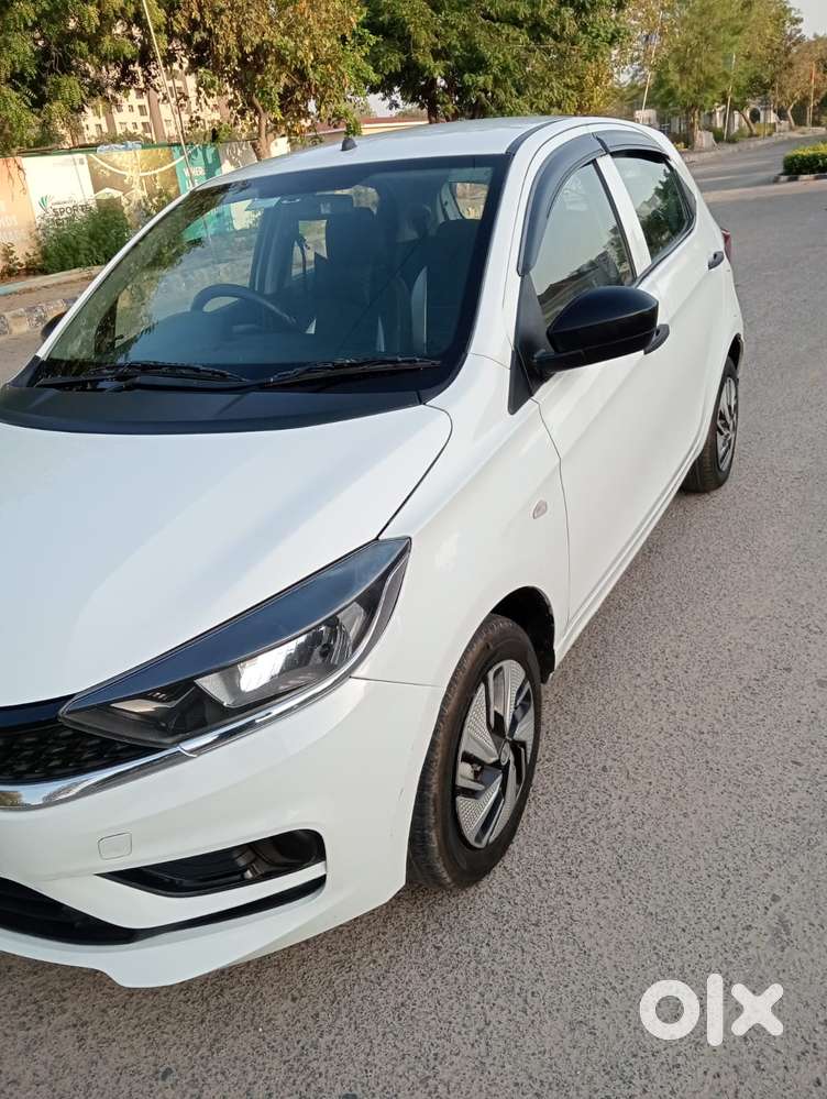 Tata Tiago 1.2 Revotron Xe Option, 2022, Petrol