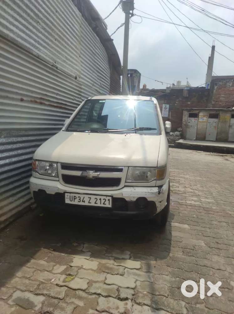 Chevrolet Tavera Neo 2014