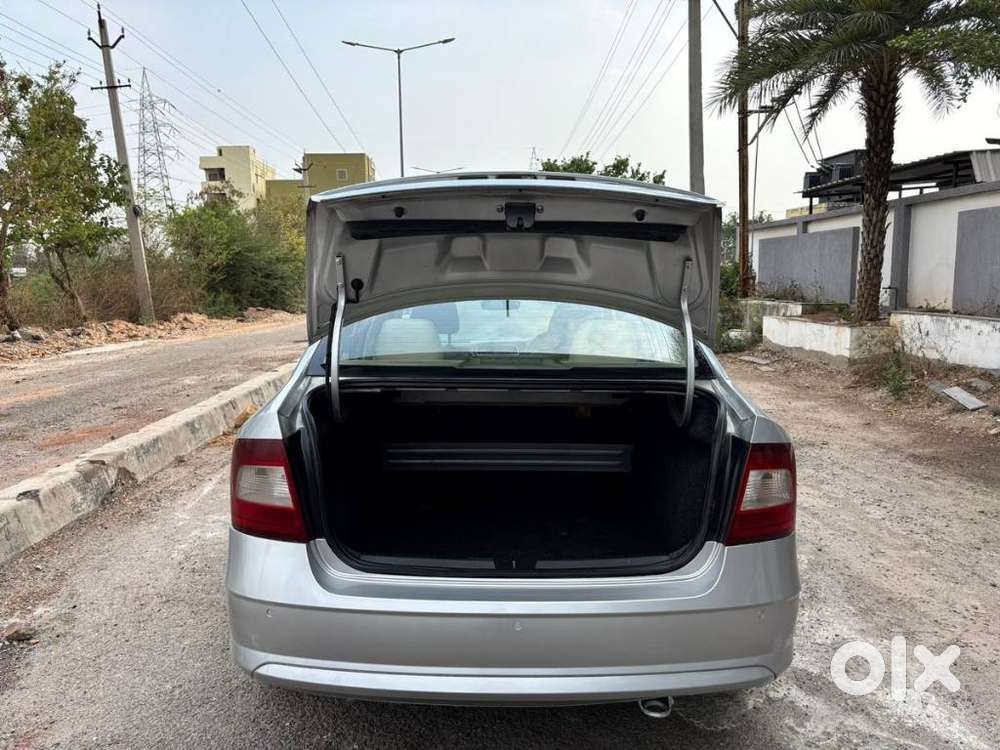 Skoda Rapid 1.5 Tdi Style/1.5 At Style, 2017, Diesel