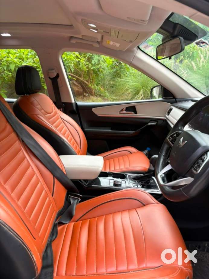 Mahindra Xuv700 2.2 Ax 7 Diesel At Luxury Pack Str, 2023, Diesel