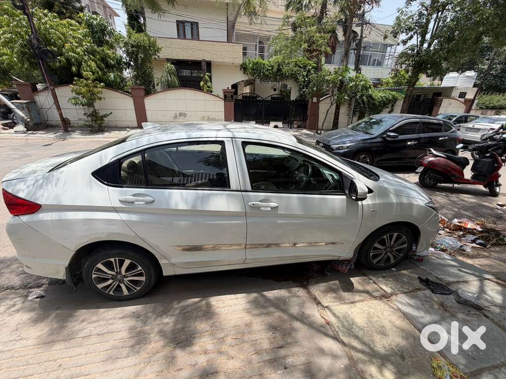 Showroom Condition Honda City Petrol 2019
