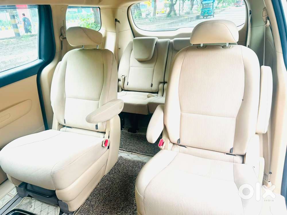 Kia Carnival Prestige, 2021, Diesel