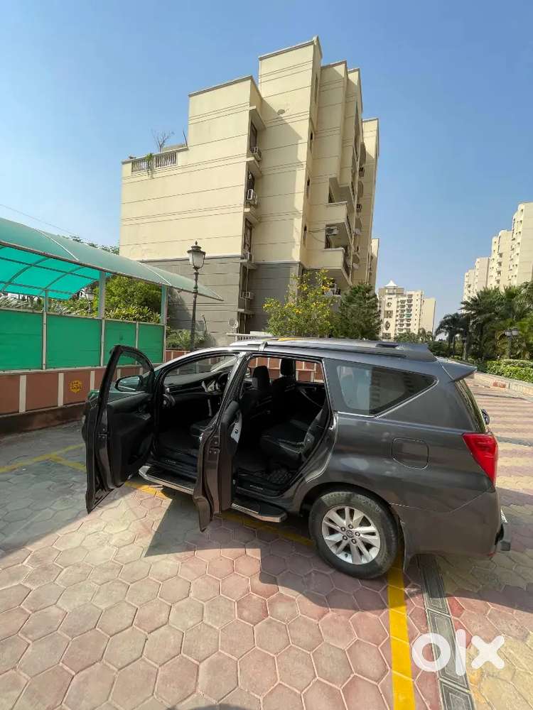 Toyota Innova Crysta 2017