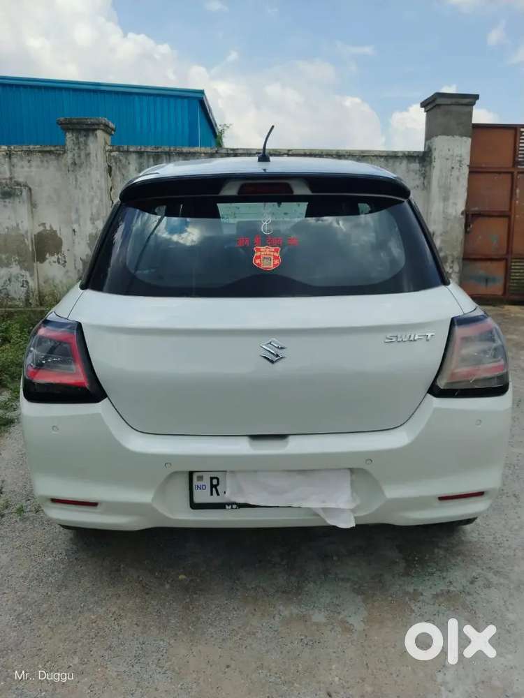 Maruti Suzuki Swift Vxi 2024
