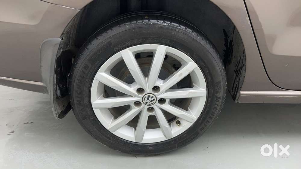 Volkswagen Vento 1.2l Tsi Highline Plus At Petrol, 2018, Petrol