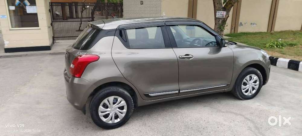 Maruti Suzuki Swift 1.2 Vxi (o), 2023, Petrol
