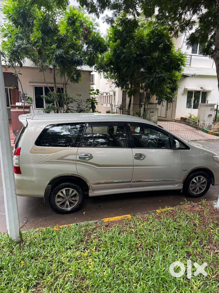 Toyota Innova Diesel 2015
