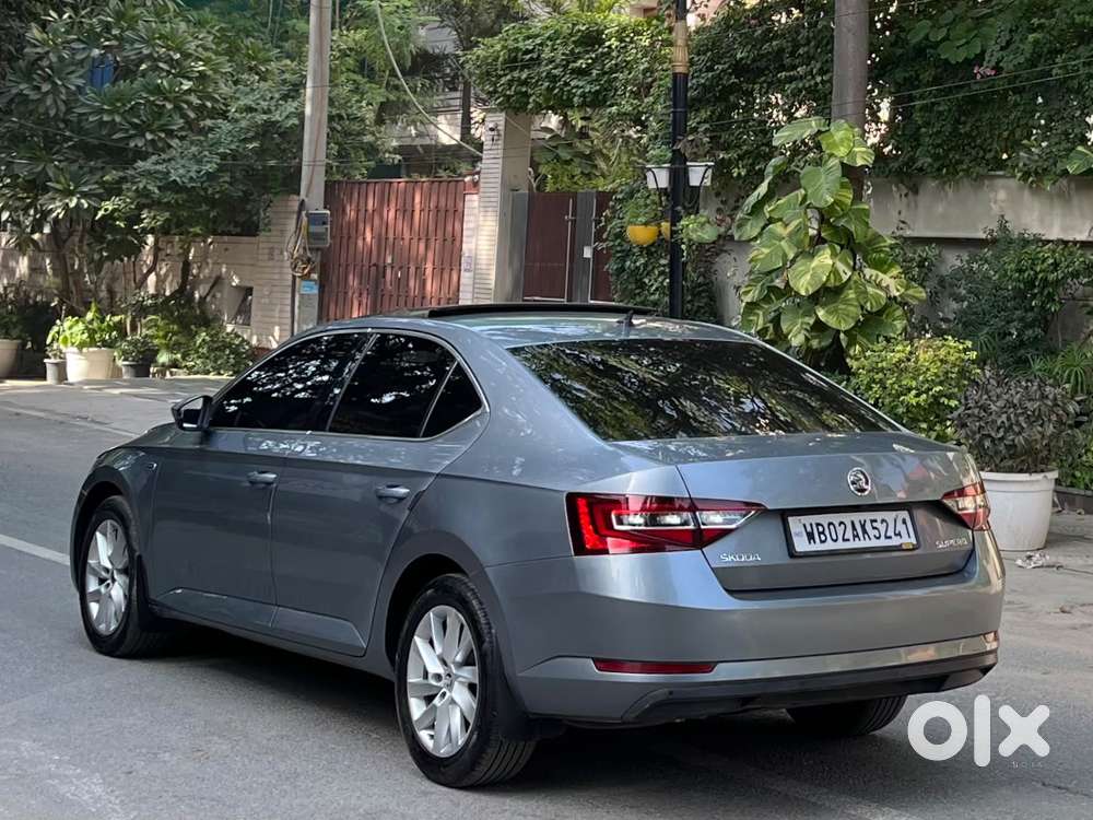 Skoda Superb Sportline 1.8 Tsi At, 2017, Petrol