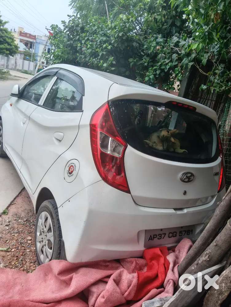 Hyundai Eon 2016 Sportz Petrol