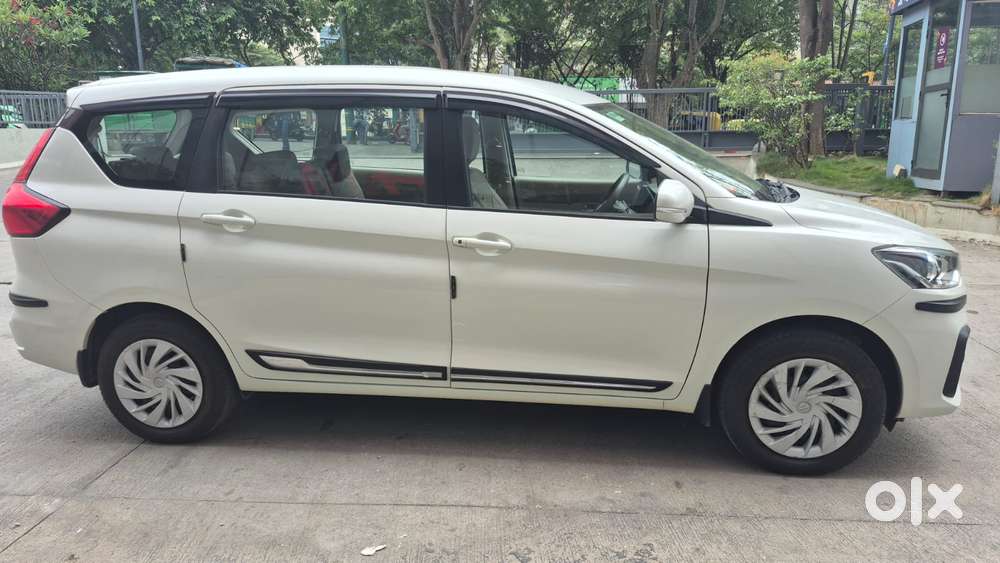 Maruti Suzuki Ertiga 1.5 Vxi, 2023, Petrol