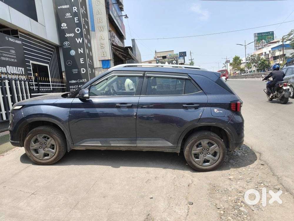 Hyundai Venue 1.2 S (o), 2023, Petrol