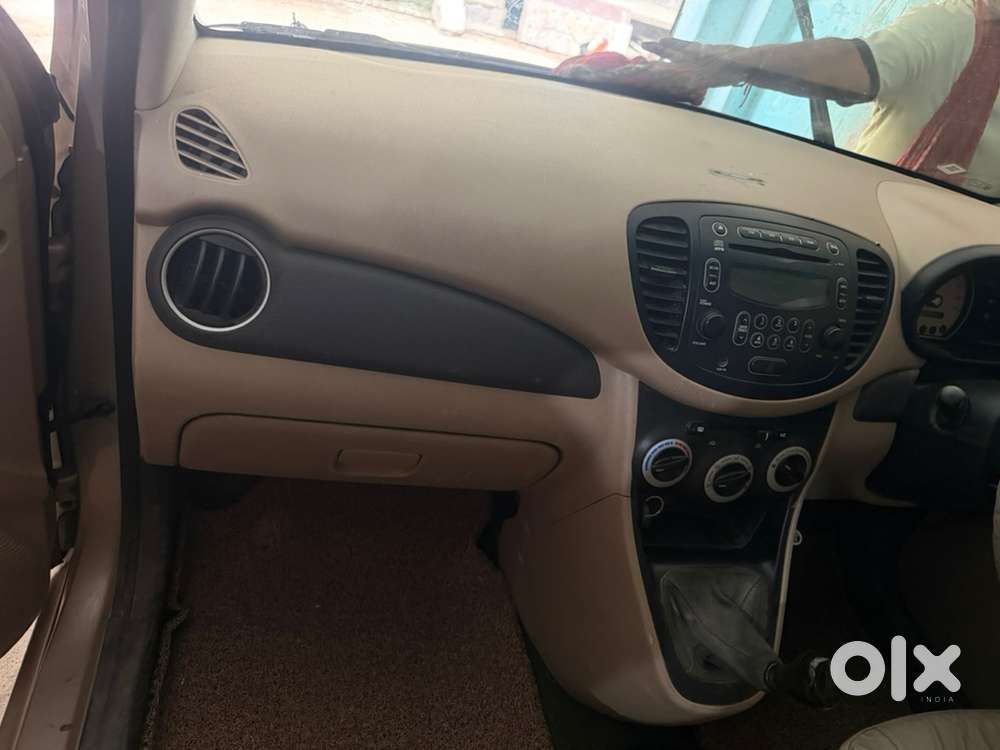Hyundai I10 Sportz 2010