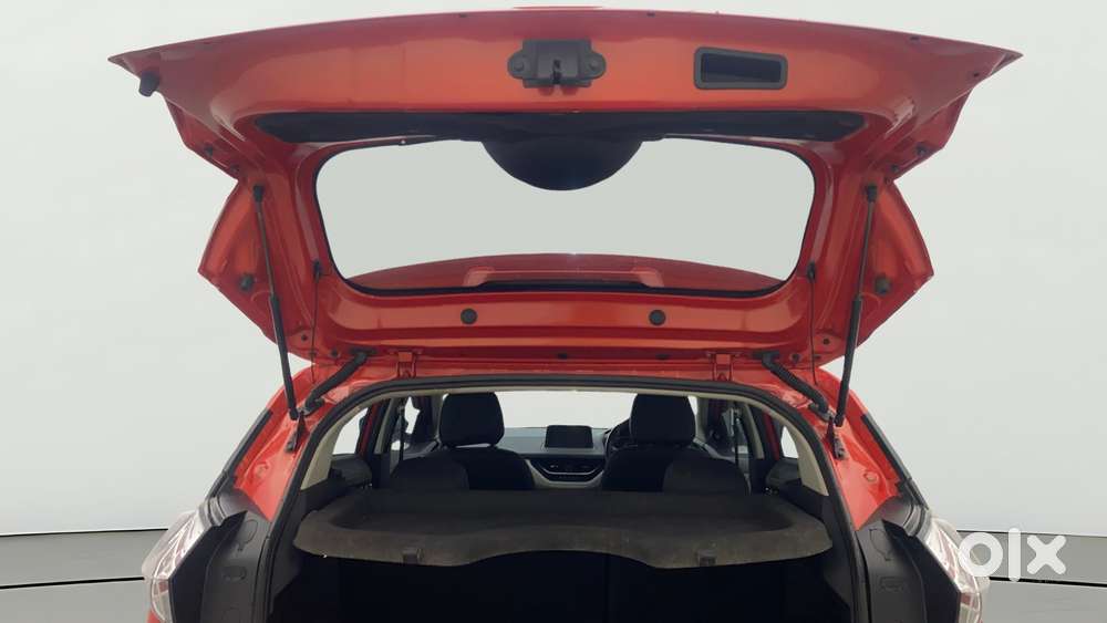 Tata Nexon 1.5 Revotorq Xza Plus S Amt, 2023, Petrol