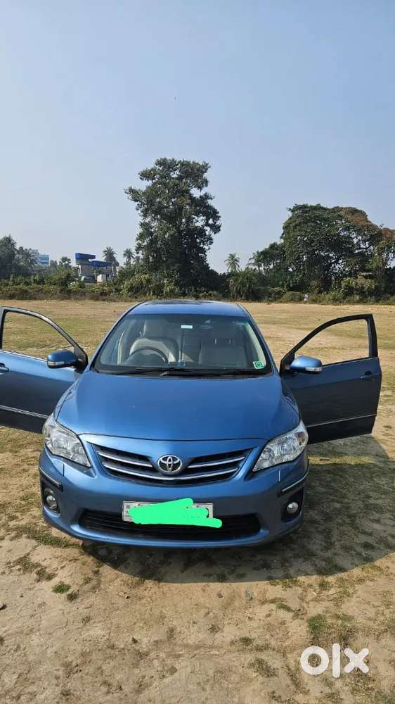 Toyota Corolla Altis 2012 Petrol Automatic Urgent Sell