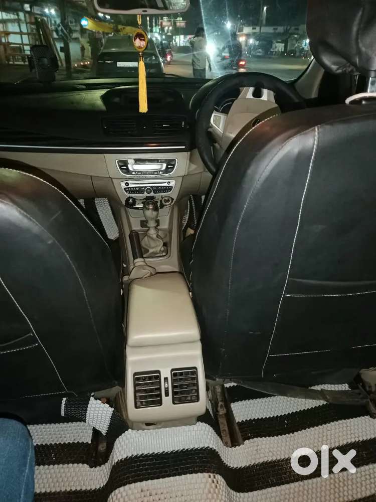 Renault Fluence 2013 Manual Diesel. Minor Painting