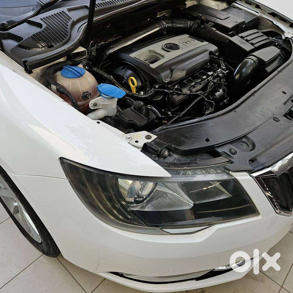 Skoda Superb 2013-2015 Elegance 1.8 Tsi Mt, 2015, Petrol