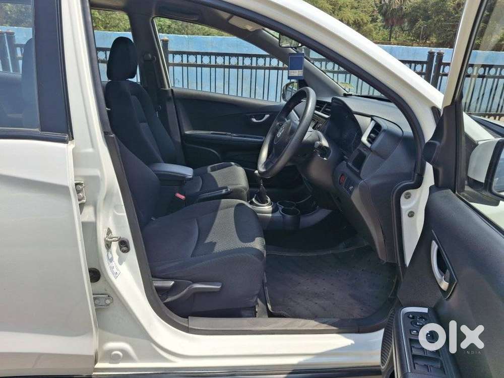 Honda Br-v I-vtec V Mt, 2016, Petrol