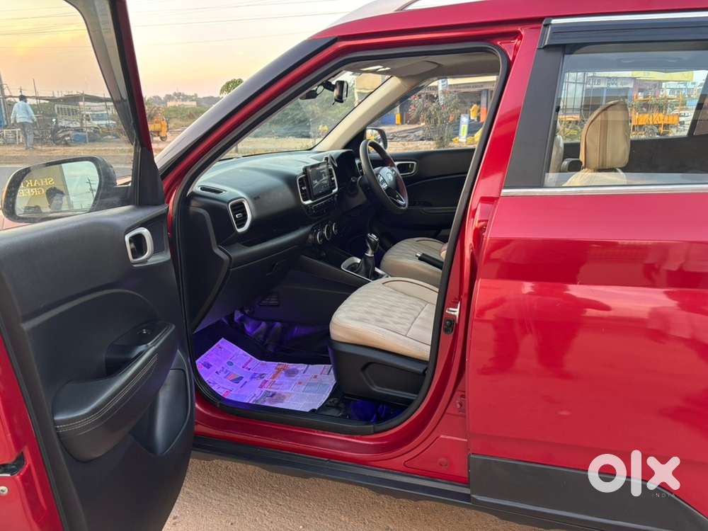 Hyundai Venue 2019 Diesel Well Maintained