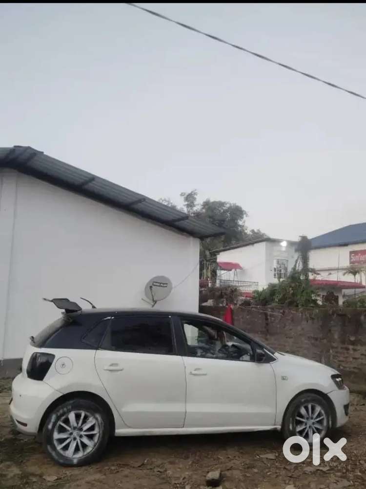 Volkswagen Polo 2015 Petrol 65000 Km Driven