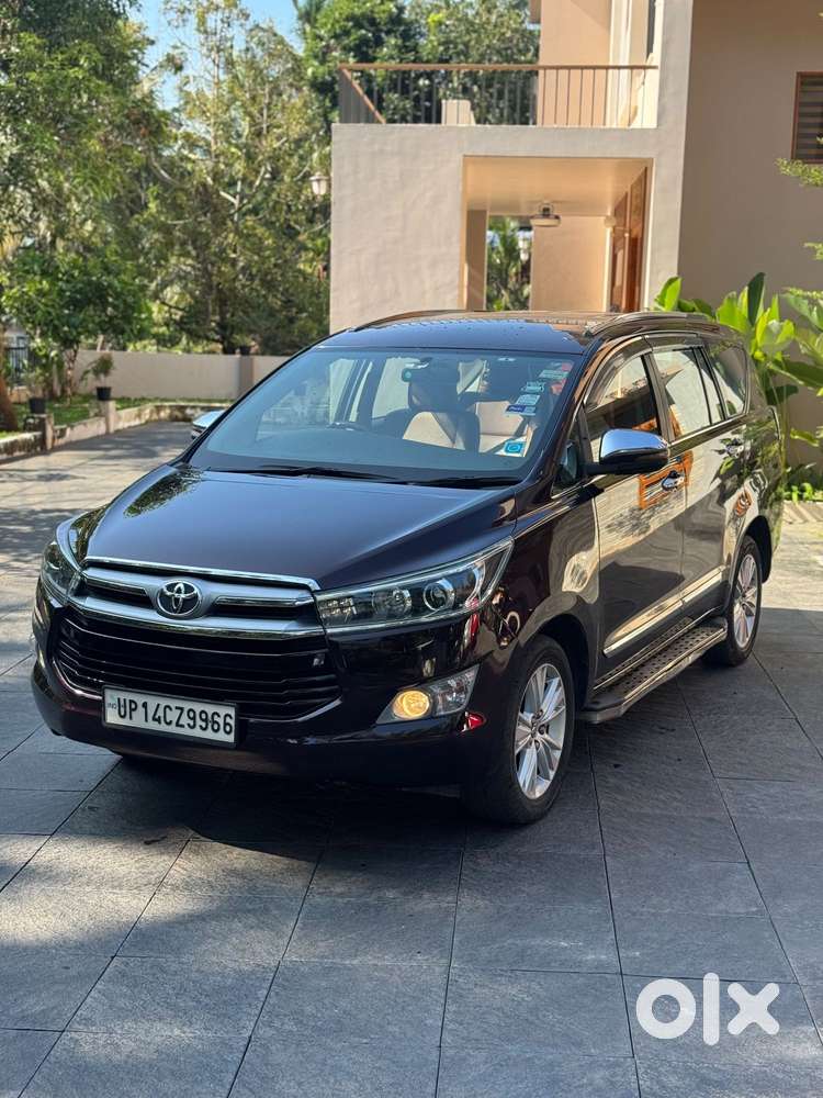 Toyota Innova Crysta 2.8 Zx At, 2016, Diesel