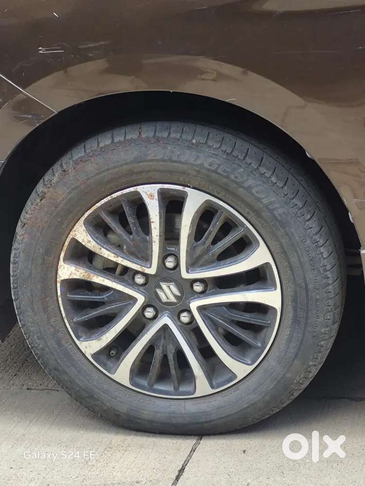 Maruti Suzuki Ertiga Zxi 2023 Petrol Automatic