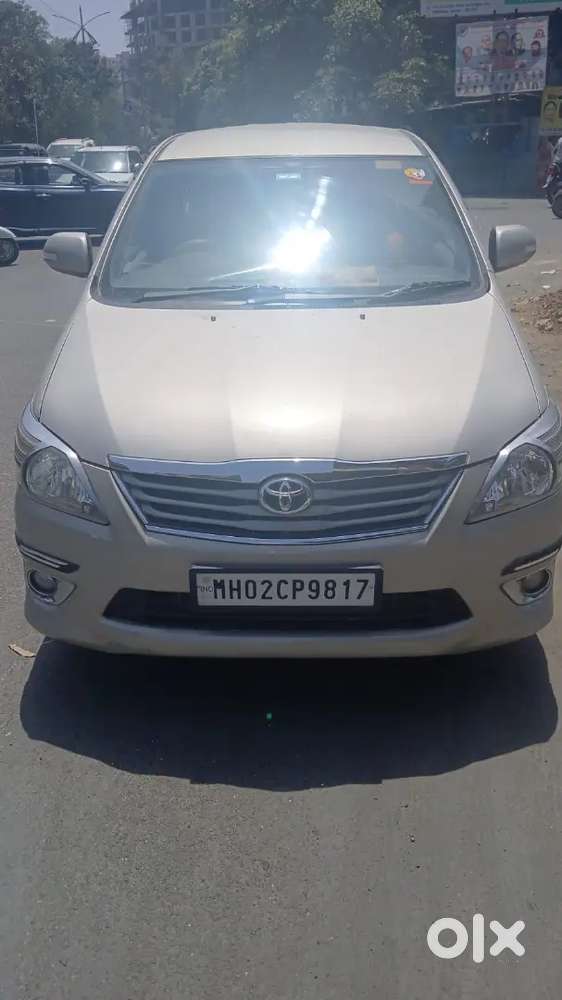 Toyota Innova 2012 Diesel Well Maintained