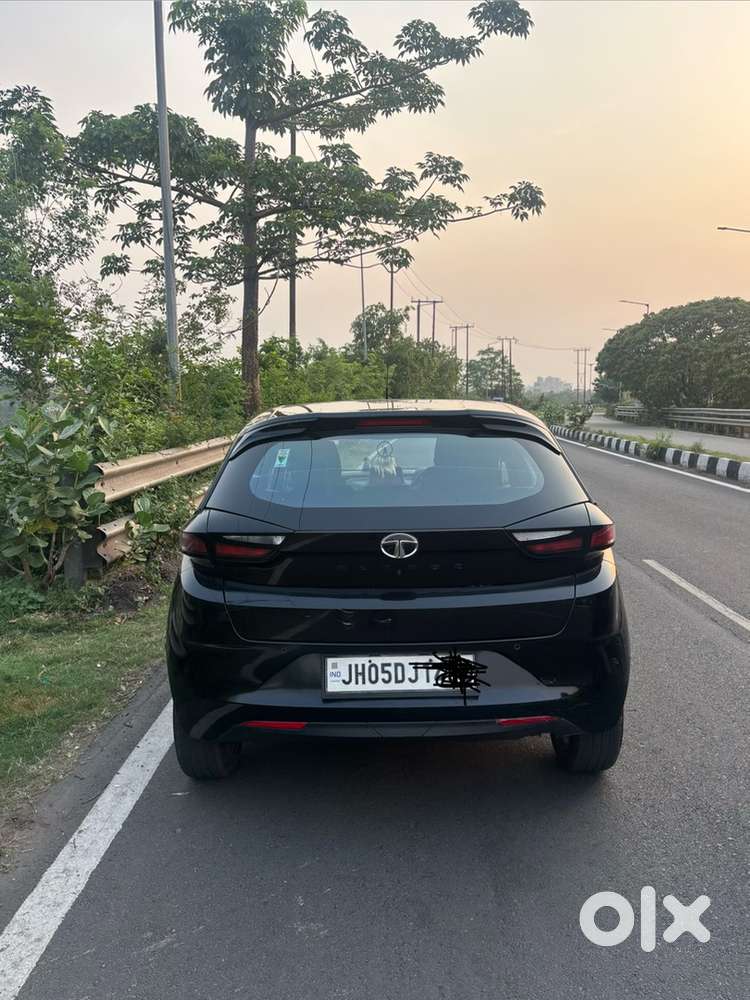 Tata Altroz Petrol Manual 2023
