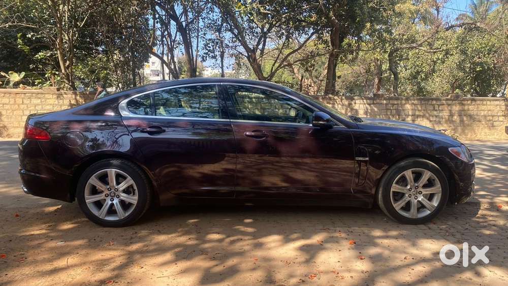 Jaguar Xf Diesel 2011 Year