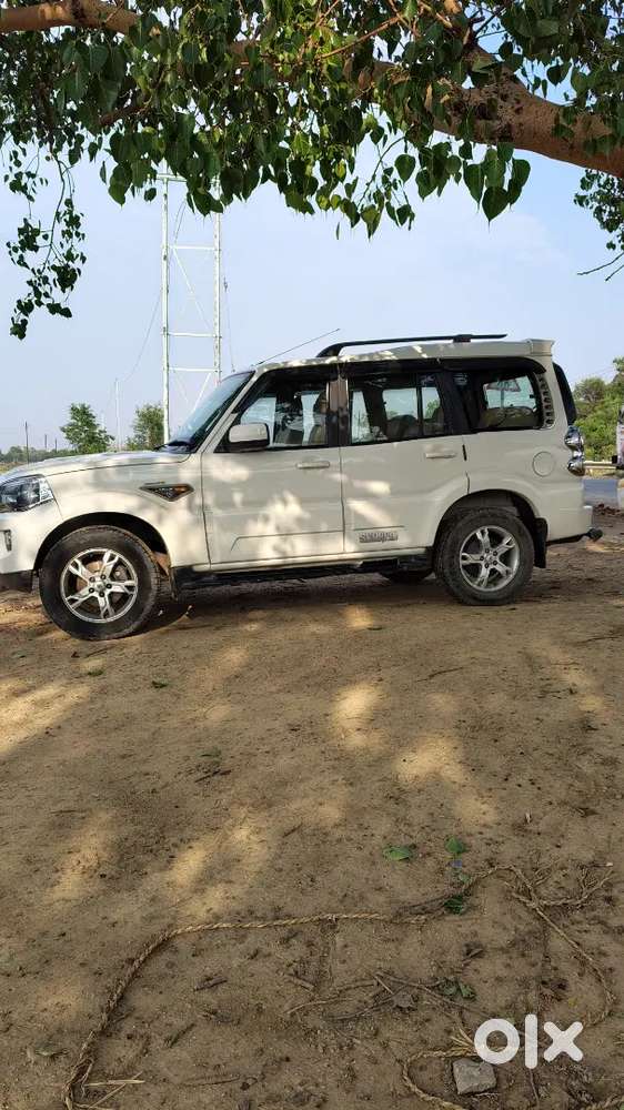 Mahindra Scorpio S10  2016 Model Gadi Bilkul Condition Mein Hai
