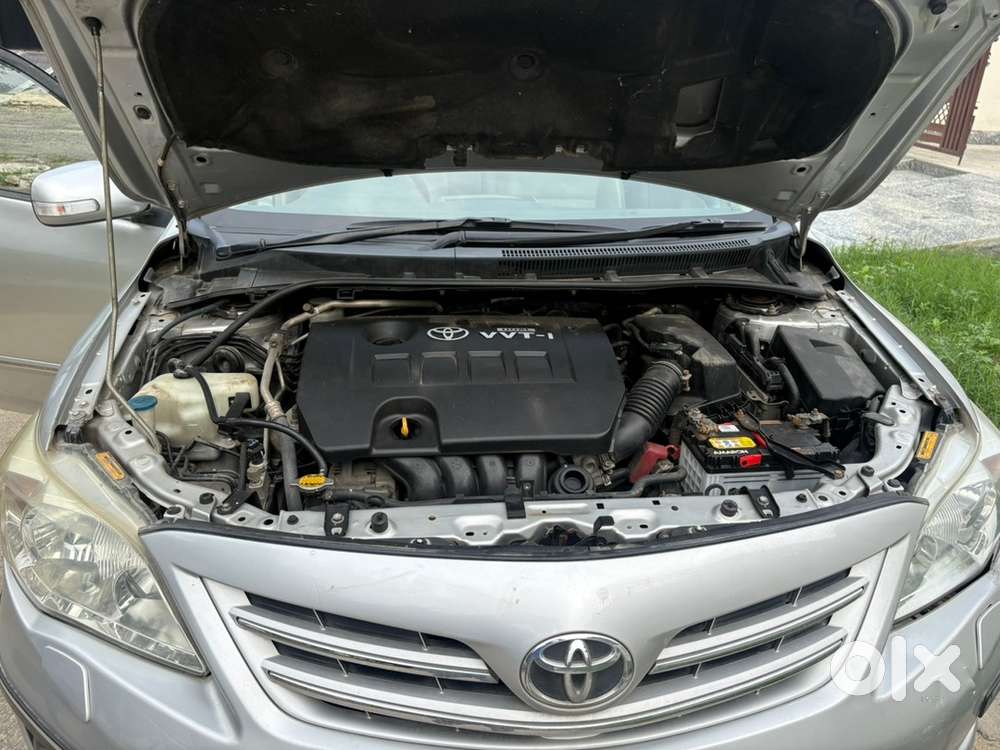 Toyota Corolla Altis 2013 Petrol Manual