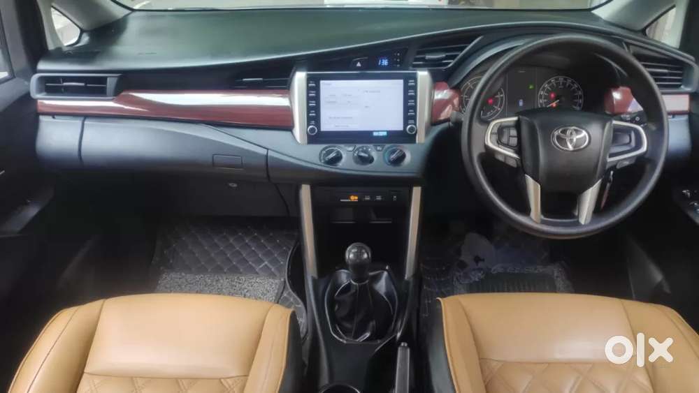 Toyota Innova Crysta 2.4 G Mt 7 Str, 2022, Diesel
