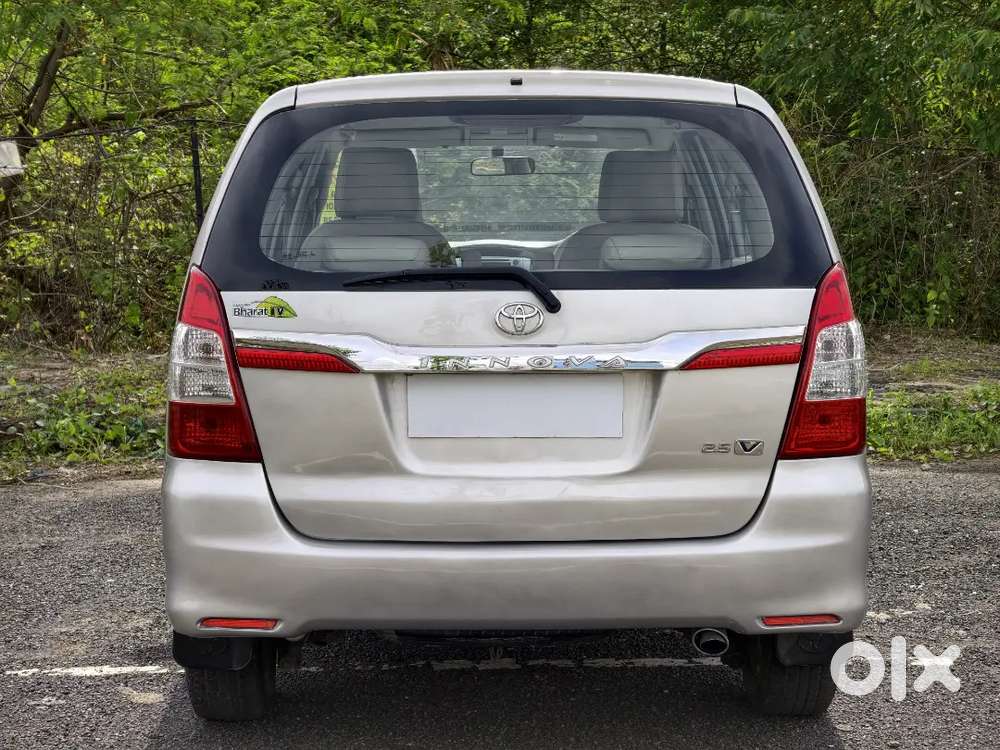 Toyota Innova Diesel 2014