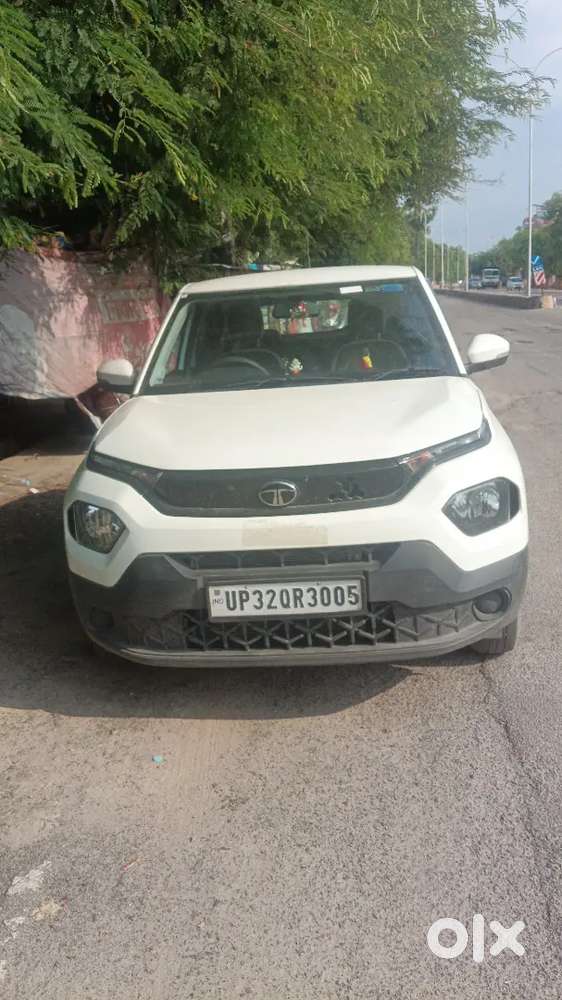 Tata Punch 1.2 Revotron Adventure 2025