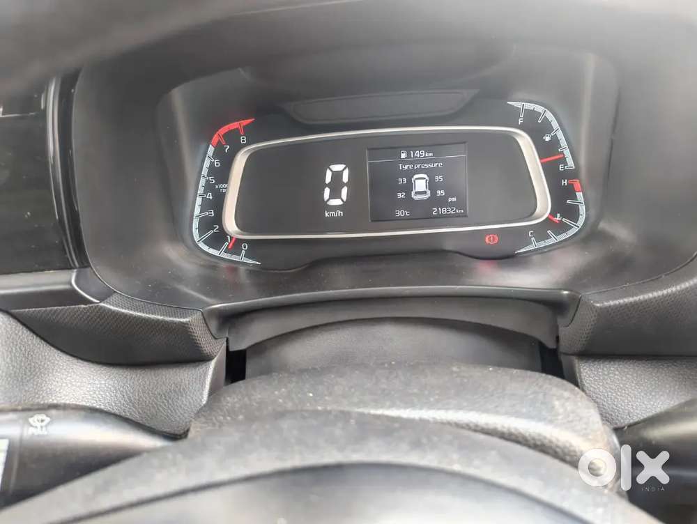 Kia Sonet 2022 Petrol 22000 Km Driven Be