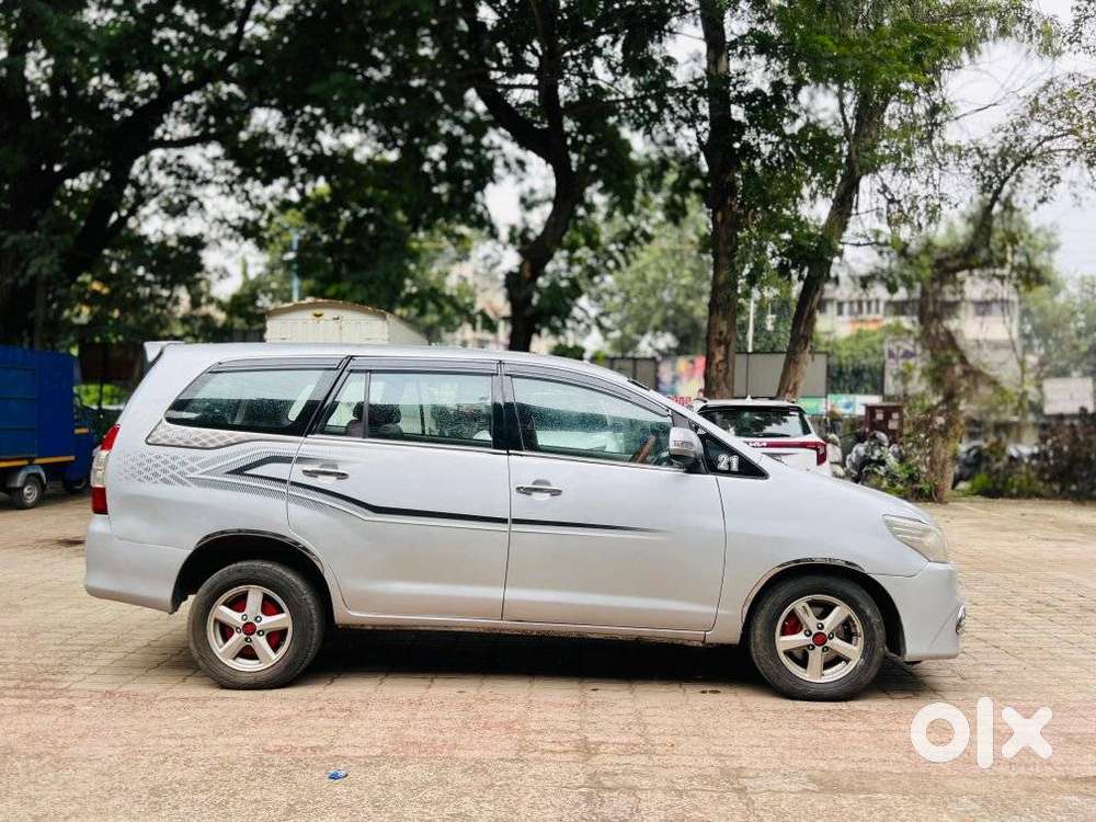 Toyota Innova 2.5 G (diesel) 8 Seater, 2010, Diesel