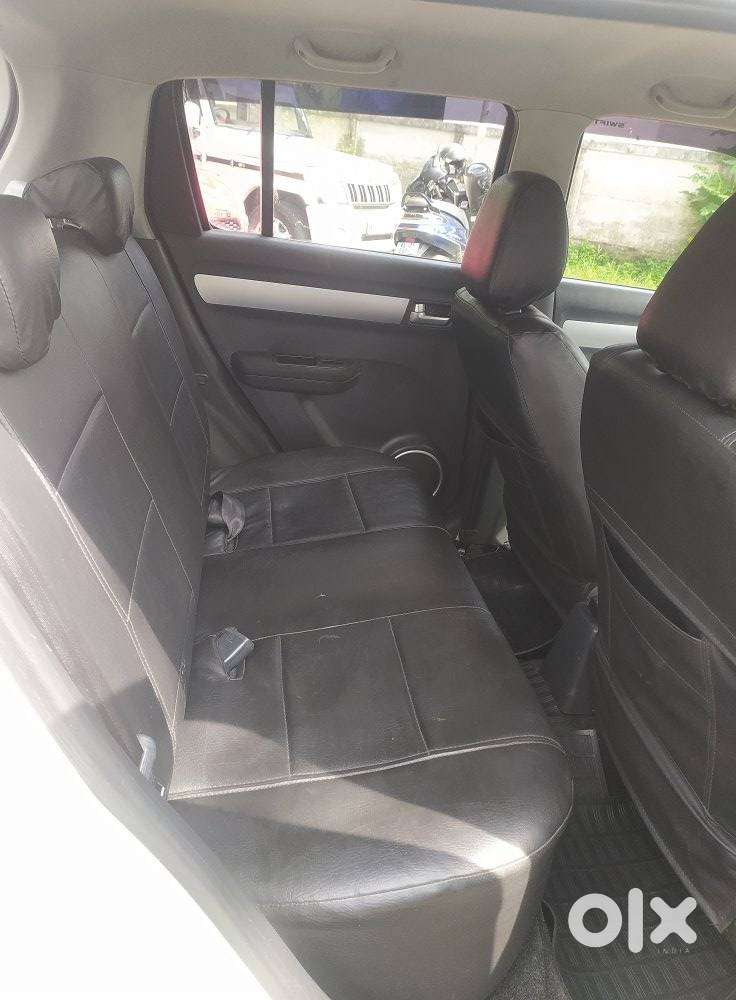 Maruti Suzuki Swift Vxi + Manual, 2010, Petrol
