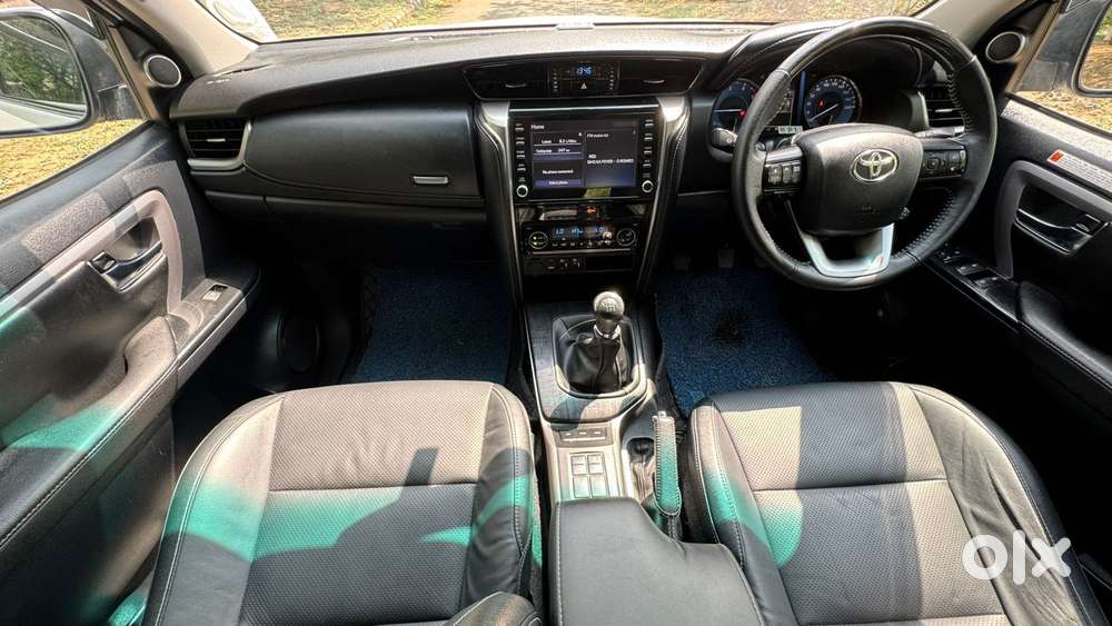 Toyota Fortuner [2021-ongoing] 2.8 2wd Diesel Mt, 2023, Diesel