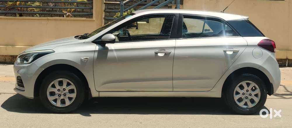 Hyundai Elite I20 [2018-2020] 1.2 Magna Executive Cvt, 2019, Petrol