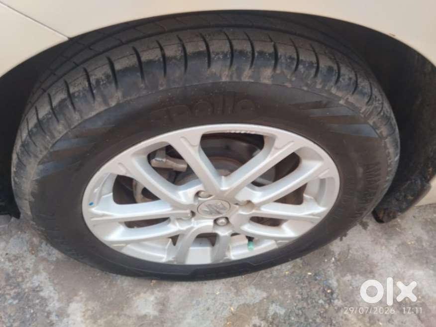 Maruti Suzuki Swift Vvt Zxi, 2019, Petrol