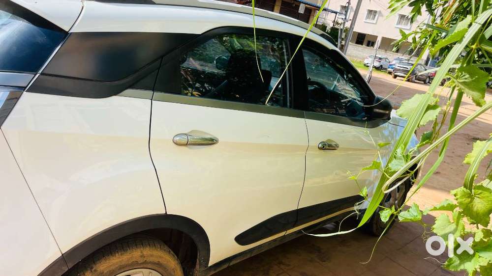 2021 Tata Nexon Xm(s) Plus, Complete Showroom Record, Sunroof