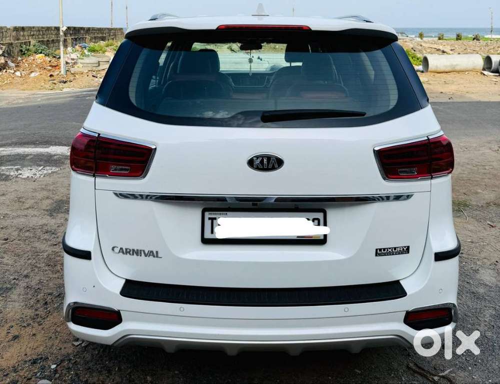 Kia Carnival Prestige, 2021, Diesel