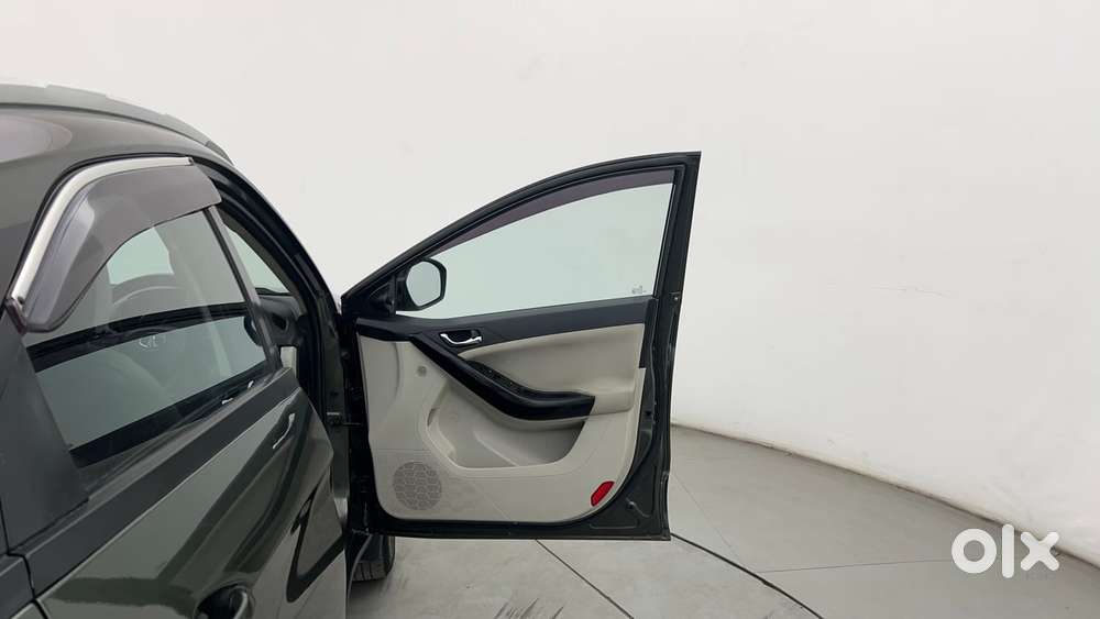 Tata Nexon 1.2 Revotron Xz Plus (s), 2021, Petrol