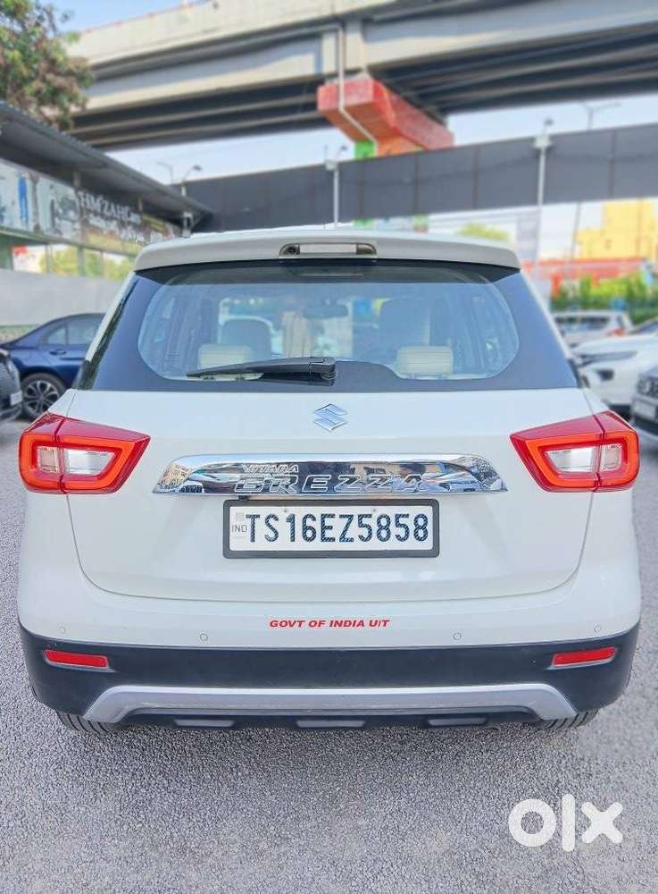 Maruti Suzuki Brezza Zxi Plus Smart Hybrid, 2020, Petrol