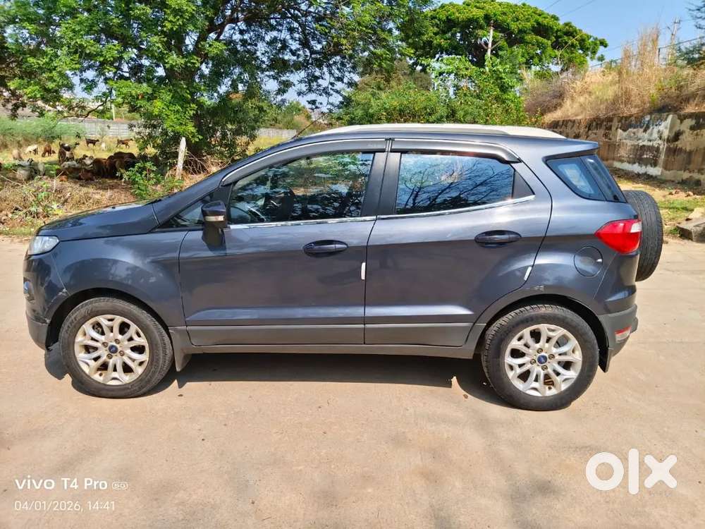 Ford Ecosport 2013 118000 Km Driven